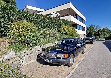 Mercedes-Benz S 560 SEL 560 "Helmut" mit H-Kennzeichen