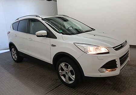 Ford Kuga Sync Edition*Aus 1 Hand,Scheckheft,8xReifen