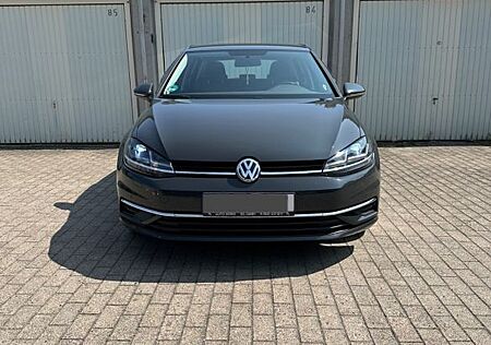 VW Golf Volkswagen VII (7) 1.6 TDI DSG