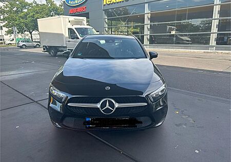 Mercedes-Benz A 200 d 4MATIC DCT -