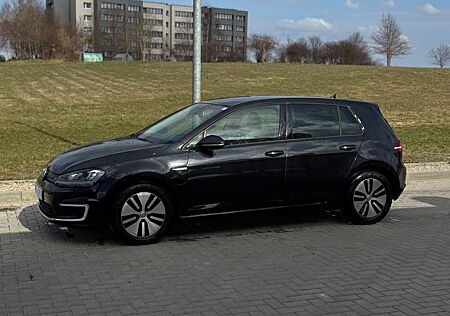 VW Golf Volkswagen e-