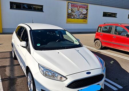 Ford Focus 1,0 EcoBoost 74kW Business Turnier Bus...