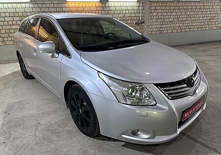 Toyota Avensis Kombi Executive Orig. 53'TKM! Leder Cam