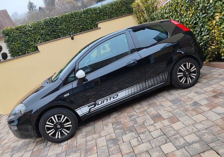 Fiat Punto 1.2 8V Sport Racing Look. TÜV NEU