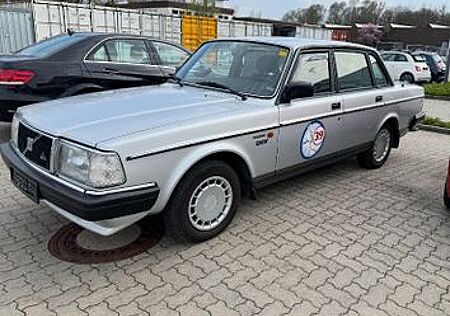Volvo 240 GL