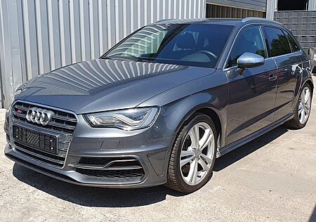 Audi S3 2.0 TFSI S tronic quattro Sportback -