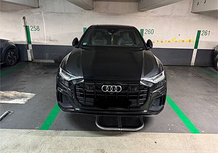 Audi Q8 50 TDI quattro tiptronic competition pl. ...