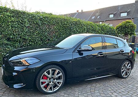 BMW 135 M135i xDrive, M-Sportpaket-Pro, 19 Zoll LM-Rad