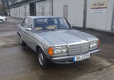 Mercedes-Benz 240 diesel 1982