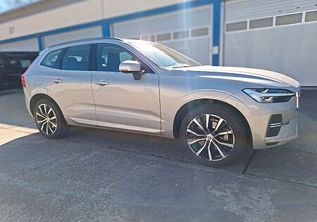 Volvo XC 60 XC60 B4 D Bj. 10.22 Leder Scheckheft