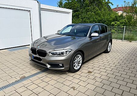 BMW 118i -