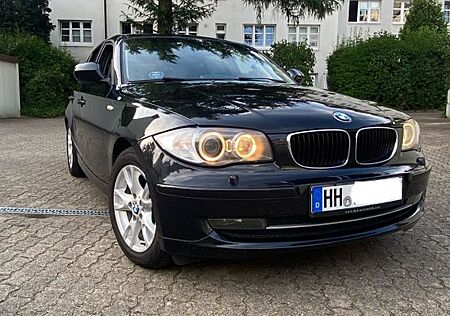 BMW 116i | TÜV neu | Scheckheft | viele Extras