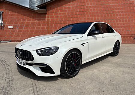 Mercedes-Benz E 63 AMG Mercedes-AMG E 63 S 4MATIC+ Autom. ...