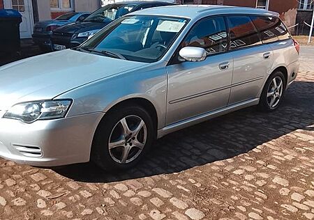 Subaru Legacy Kombi LPG TÜV NEU