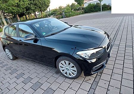 BMW 116i Schwarz, Klein und sportlich