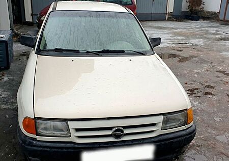 Opel Astra F Kombi 1.7 Diesel, 1993 TÜV 2/2026