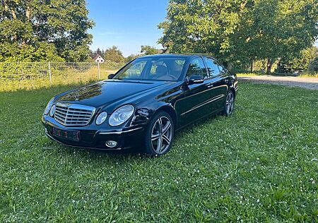 Mercedes-Benz E 280 4MATIC ELEGANCE Elegance