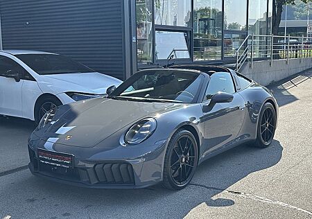 Porsche 911 Urmodell 911 Carrera 4 Targa GTS PDK
