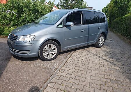 VW Touran Volkswagen 2.0 TDI DPF United TüV/2.Hd/AHK Schwenkb.
