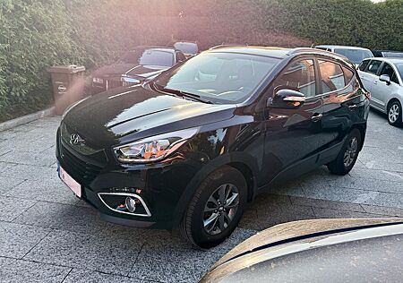 Hyundai ix35 2.0 GDi Style AWD *1.Hand*Leder*PDC*8xAlufe