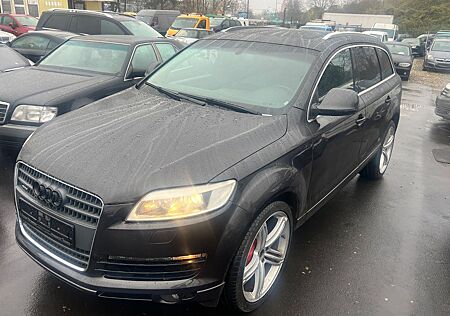 Audi Q7 4.2 TDI quattro Pano 7 sitze