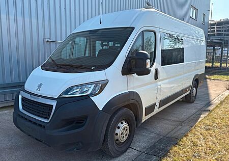 Peugeot Boxer TwinCab Edition Maxi 6 Sitze