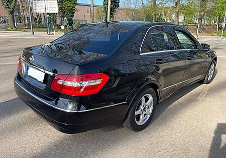 Mercedes-Benz E 250 CDI BlueEFFICIENCY AVANTGARDE AVANTGARDE