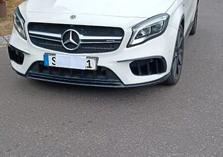 Mercedes-Benz GLA 45 AMG 4MATIC incl. AMG DRIVERS PACKAGE