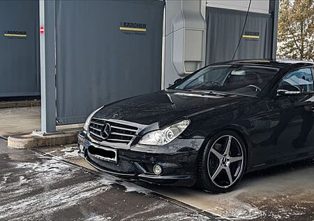 Mercedes-Benz CLS 500 - AMG, Bi-Xenon, Memory, Schiebedach