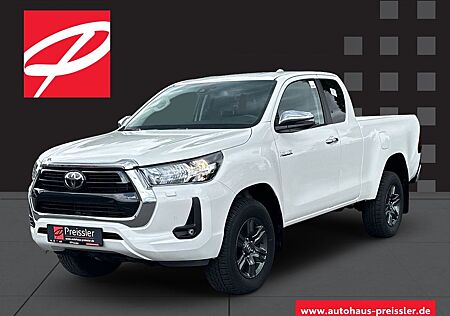 Toyota Hilux Extra Cab 2.8 Comfort 4x4 Autom.