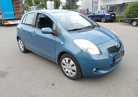 Toyota Yaris Luna