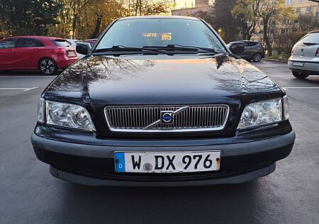 Volvo V40 1.8 -