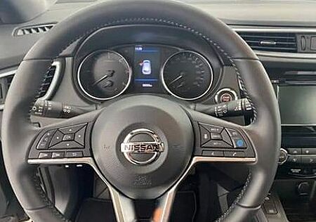 Nissan Qashqai 1.7 dCi Xtronic Tekna+ ALL-MODE 4x4i...