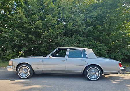 Cadillac Seville Bj. 1977 mit Historie und H-Zulassung