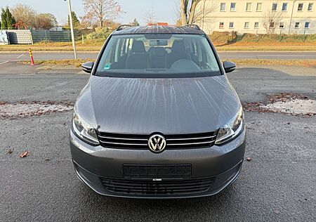 VW Touran Volkswagen Trendline BMT 1,6 TDI 7 Sitzer TÜV: 09/27