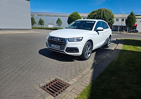 Audi Q5 2.0 TDI 140kW S tronic quattro -