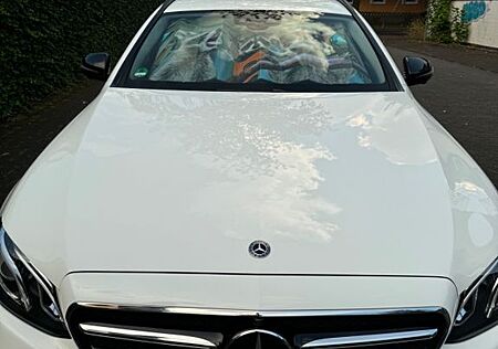 Mercedes-Benz E 300 de Autom. -