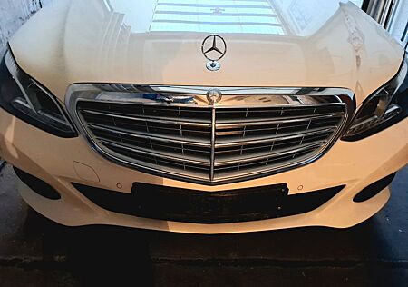 Mercedes-Benz E 220 BlueTEC BE T Edition ELEGANCE Auto Edi...