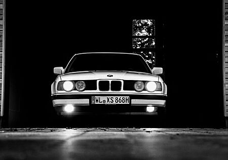 BMW 535i Sportfahrwerk, Volleder, Schalter, 100tKm