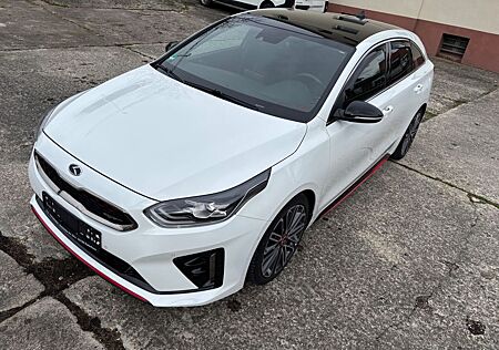 Kia Pro_ceed pro cee'd / ProCeed GT