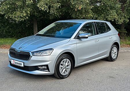 Skoda Fabia 1.0MPi Selection PDC/H V.Cockpit SHZ LED LM15"