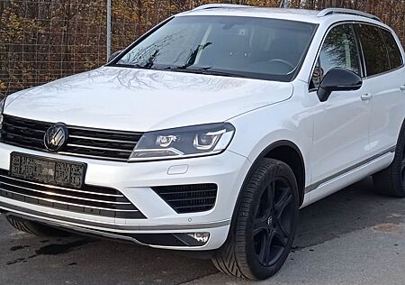 VW Touareg Volkswagen 3.0 V6 TDI SCR Tiptr. BMT Terrain Te...