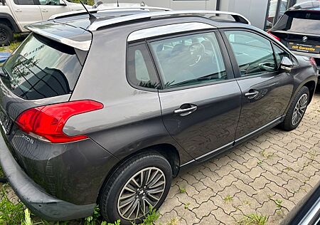Peugeot 2008 Active 1.6 HDi, SHZ, PDC, HU/AU neu