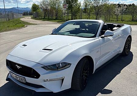 Ford Mustang 5.0 Convertible GT Automatik