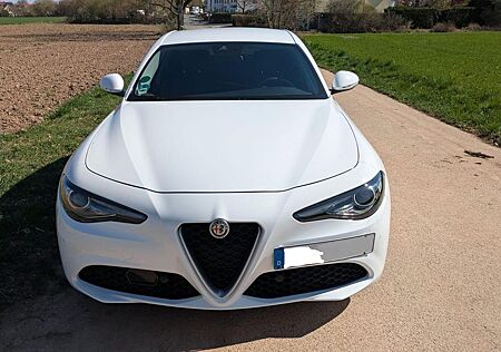 Alfa Romeo Giulia 2.2 Diesel 16V 132 kW Super Super