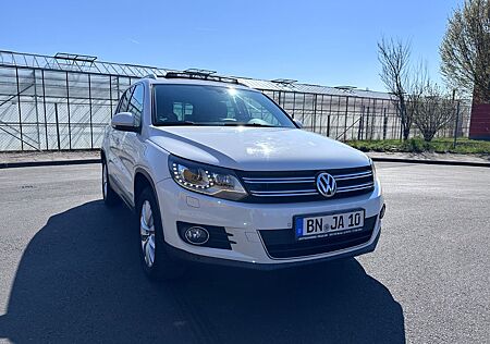 VW Tiguan Volkswagen 2.0 TSI 4MOTION Tiptronic Trend & Fun...
