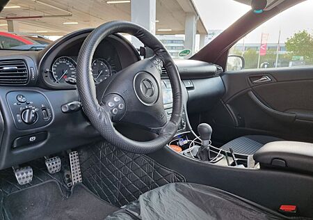 Mercedes-Benz CL 220 Coupe 220 D 150p.s.