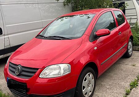 VW Fox Volkswagen 1.2 -TÜV, KLIMA, SERVO, NEUE REIFEN HINTEN