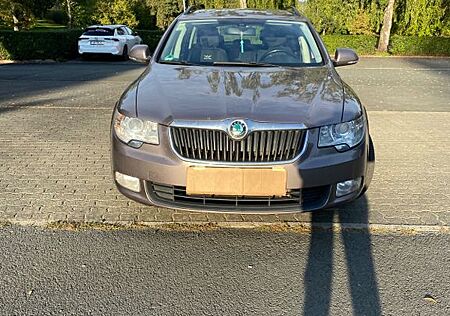 Skoda Superb 2.0 TDI Ambition Combi Ambition