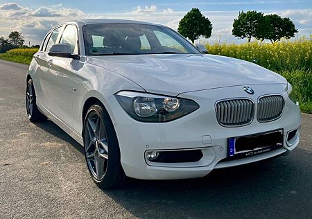 BMW 116i UrbanLine/97Tkm/Automatik/Navi/GSHD/PDC